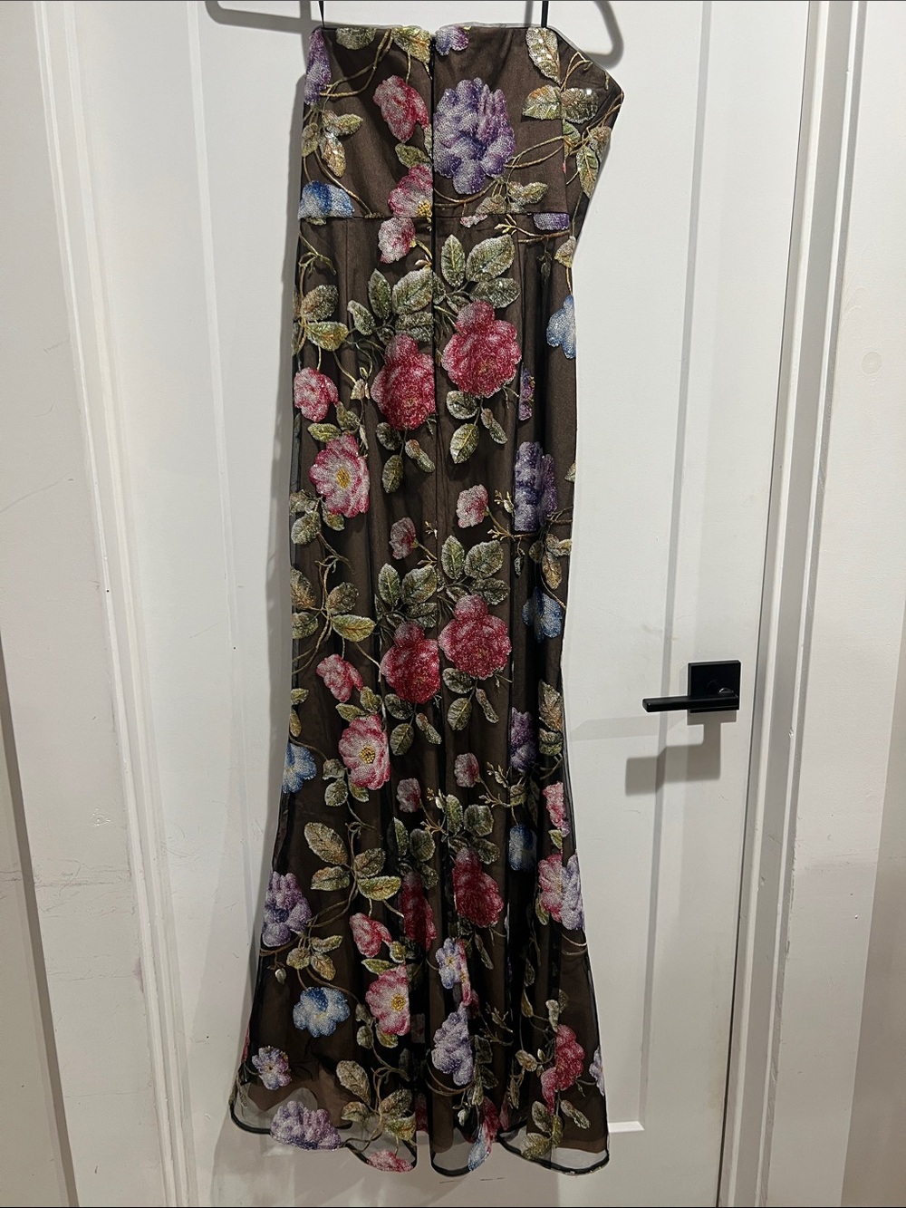 Dress the Population Fernanda Embroidered Floral Strapless Gown Size Large - Picture 8 of 13